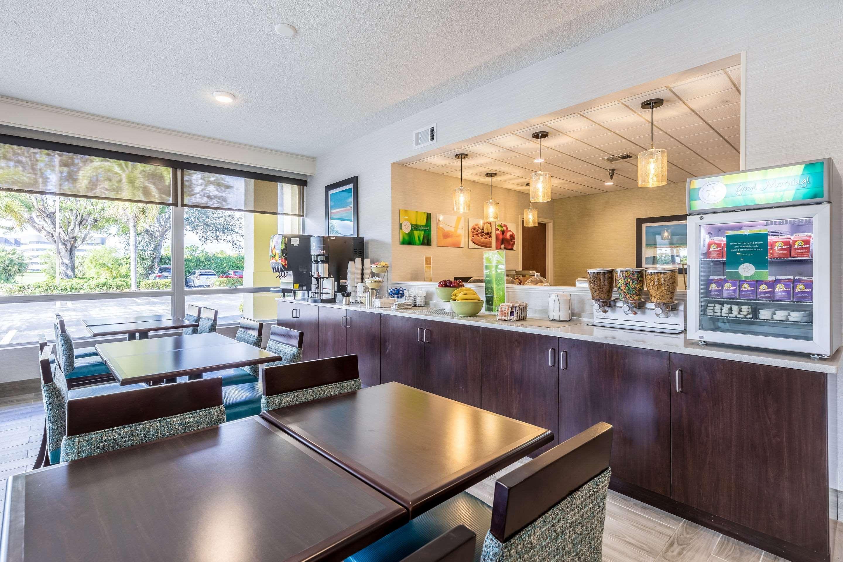 Quality Inn Palm Beach International Airport West Palm Beach Exteriér fotografie