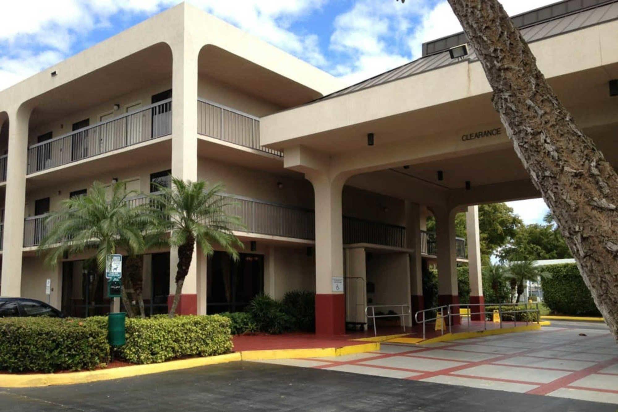 Quality Inn Palm Beach International Airport West Palm Beach Exteriér fotografie